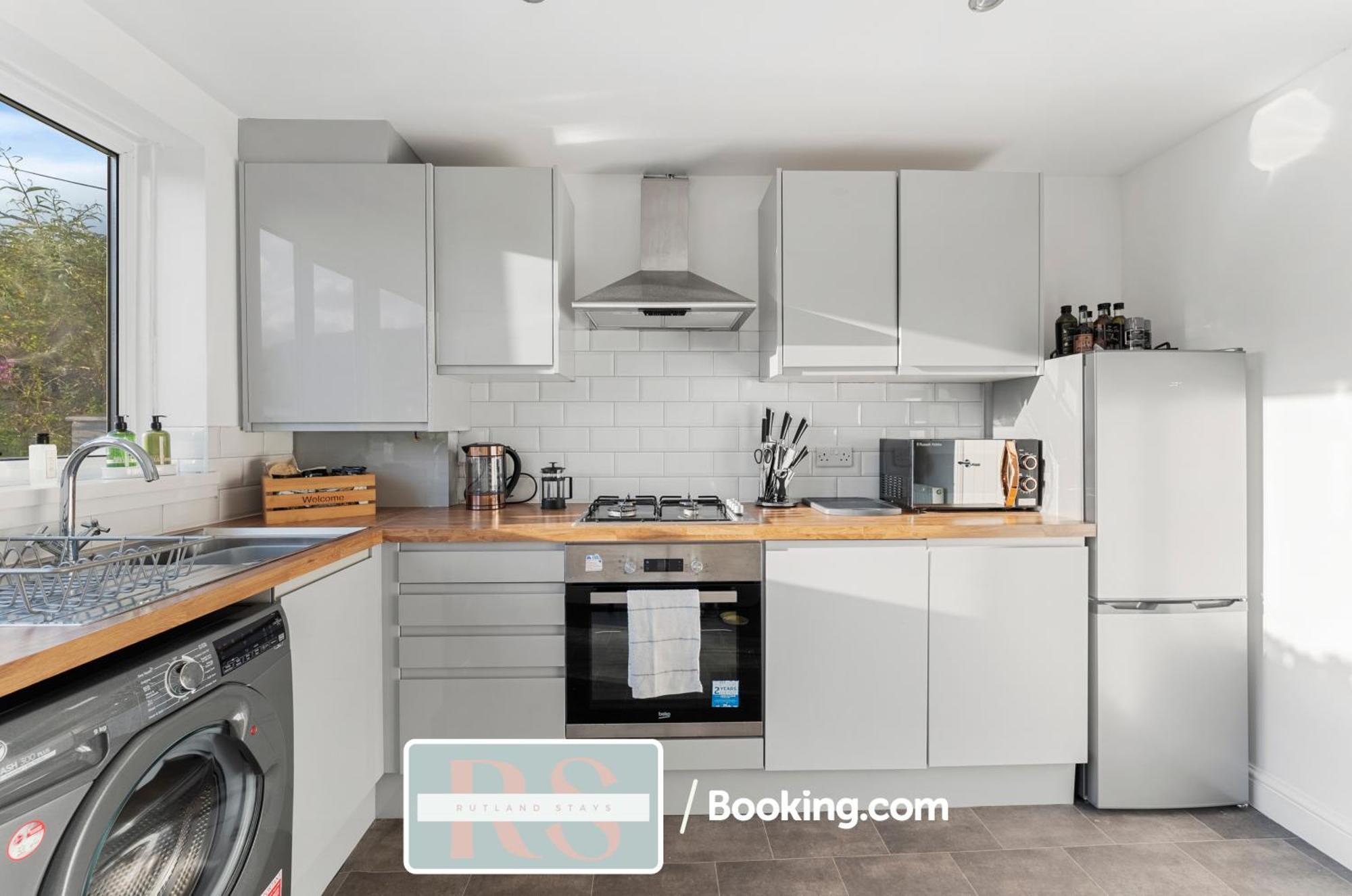 Contractors Accommodation South Wales By Rutland Stays Short Lets & Serviced Accommodation Pentre Treorky Zewnętrze zdjęcie