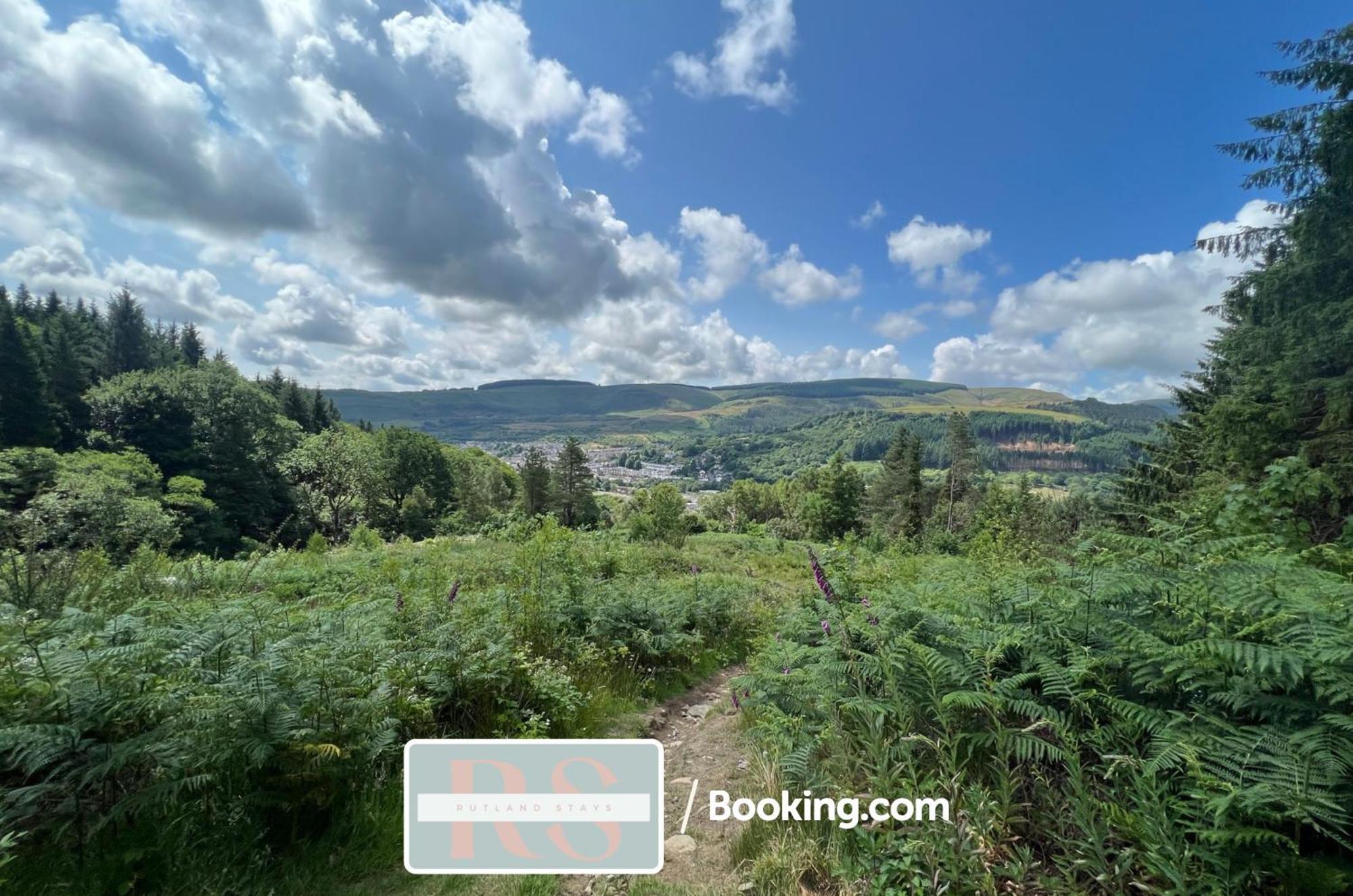 Contractors Accommodation South Wales By Rutland Stays Short Lets & Serviced Accommodation Pentre Treorky Zewnętrze zdjęcie